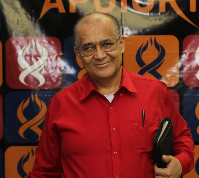 Pr. Ubiracy Ribeiro